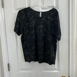 Lululemon Camo Top